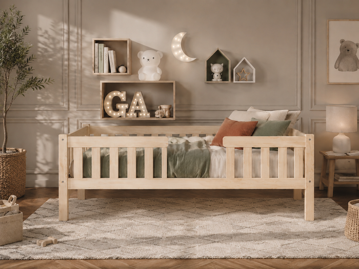 Lit double enfant en bois sur pieds avec barrières à barreaux 140x200 – Lit Farandole