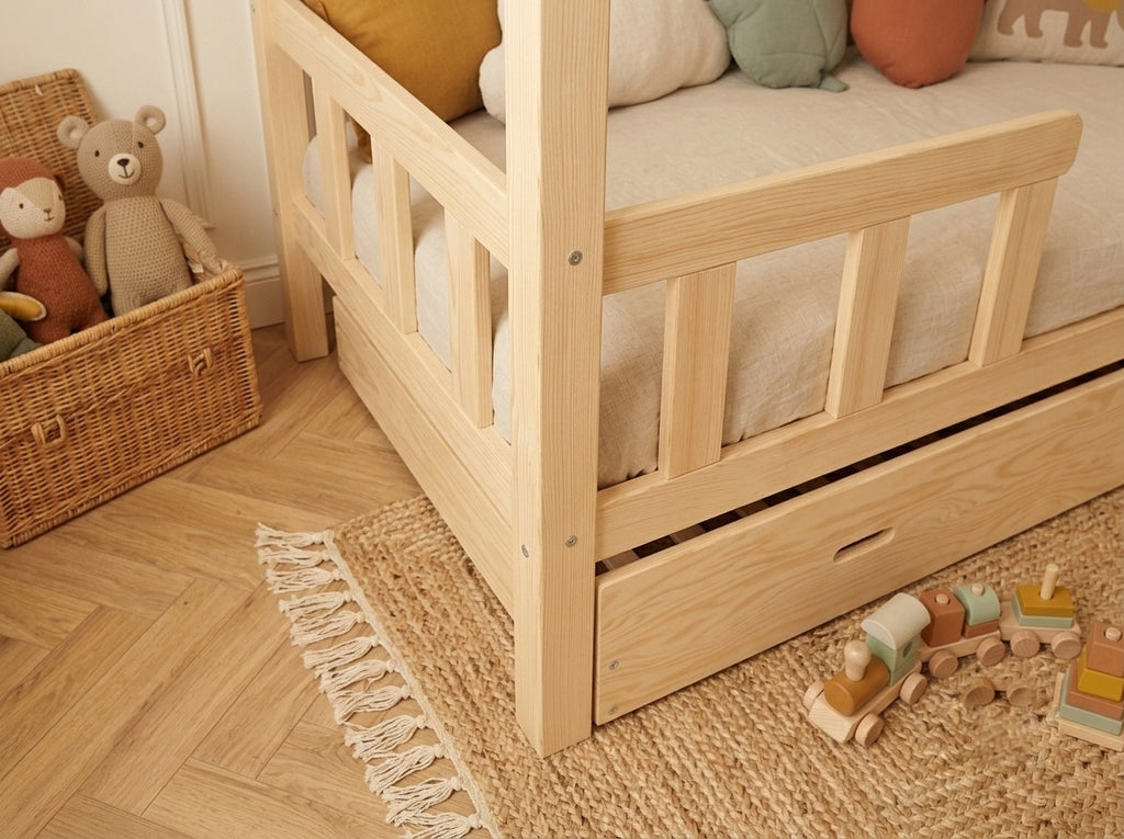 Lit cabane en bois en forme de maison avec tiroir 80x160 – Lit Lucioles