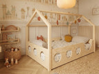 Lit double en bois avec toit façon cabane et barrières protectrices 120x200 – Lit Cocon