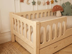 Lit enfant en bois avec panneaux ajourés protecteurs 90x190 – Lit Tendresse