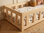 Lit enfant en bois ras du sol avec barrières horizontales 90x190 – Lit Petit Nid