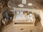 Lit double 120x200 en bois avec barrières sécurisantes et beaux barreaux – Lit Cocon