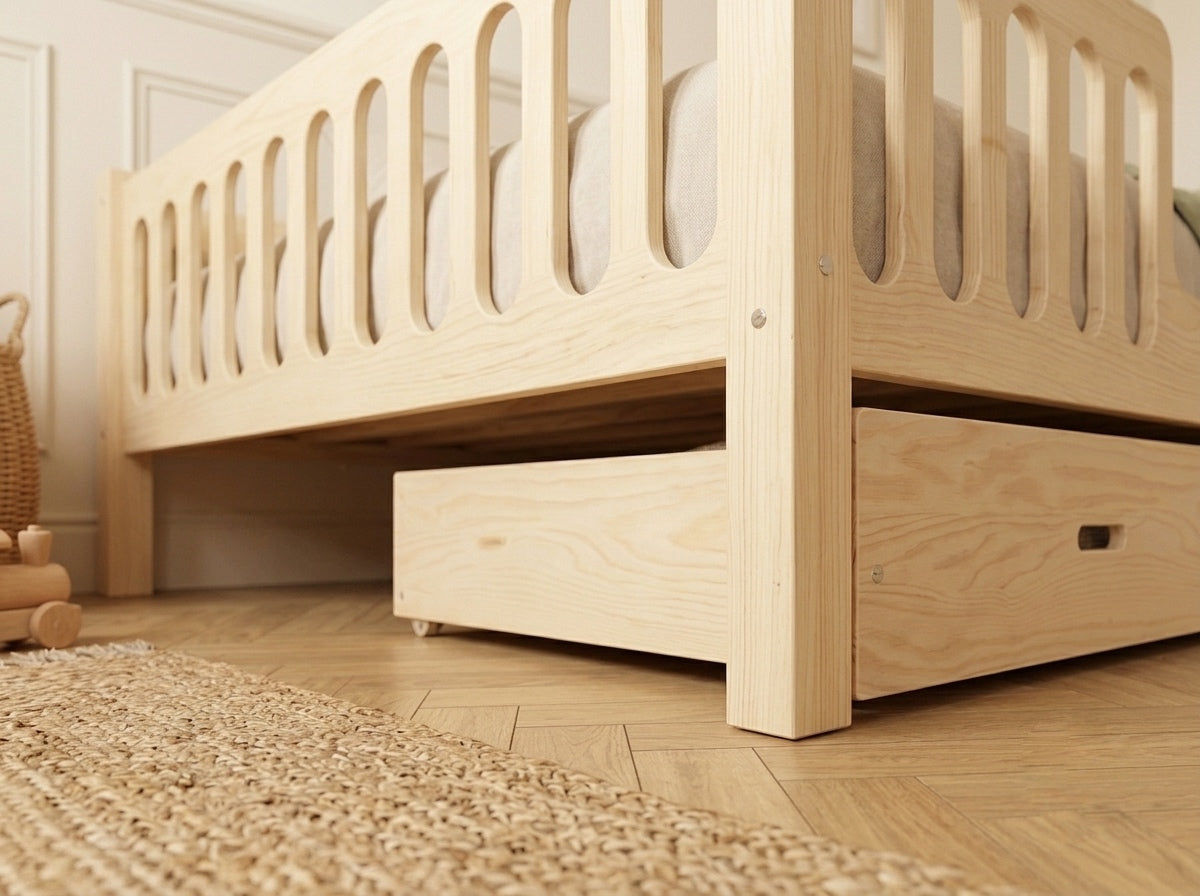 Lit double gigogne en bois avec barrières ajourées 140x200 – Lit Lucioles