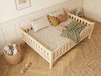 Lit double 120x200 en bois avec barrières de sécurité et jolies finitions – Lit Aurore