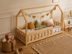 Lit cabane en bois en forme de maison ras du sol 90x190 – Lit Cocon